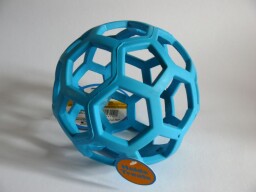 Děrovaný míč Jumbo 18cm